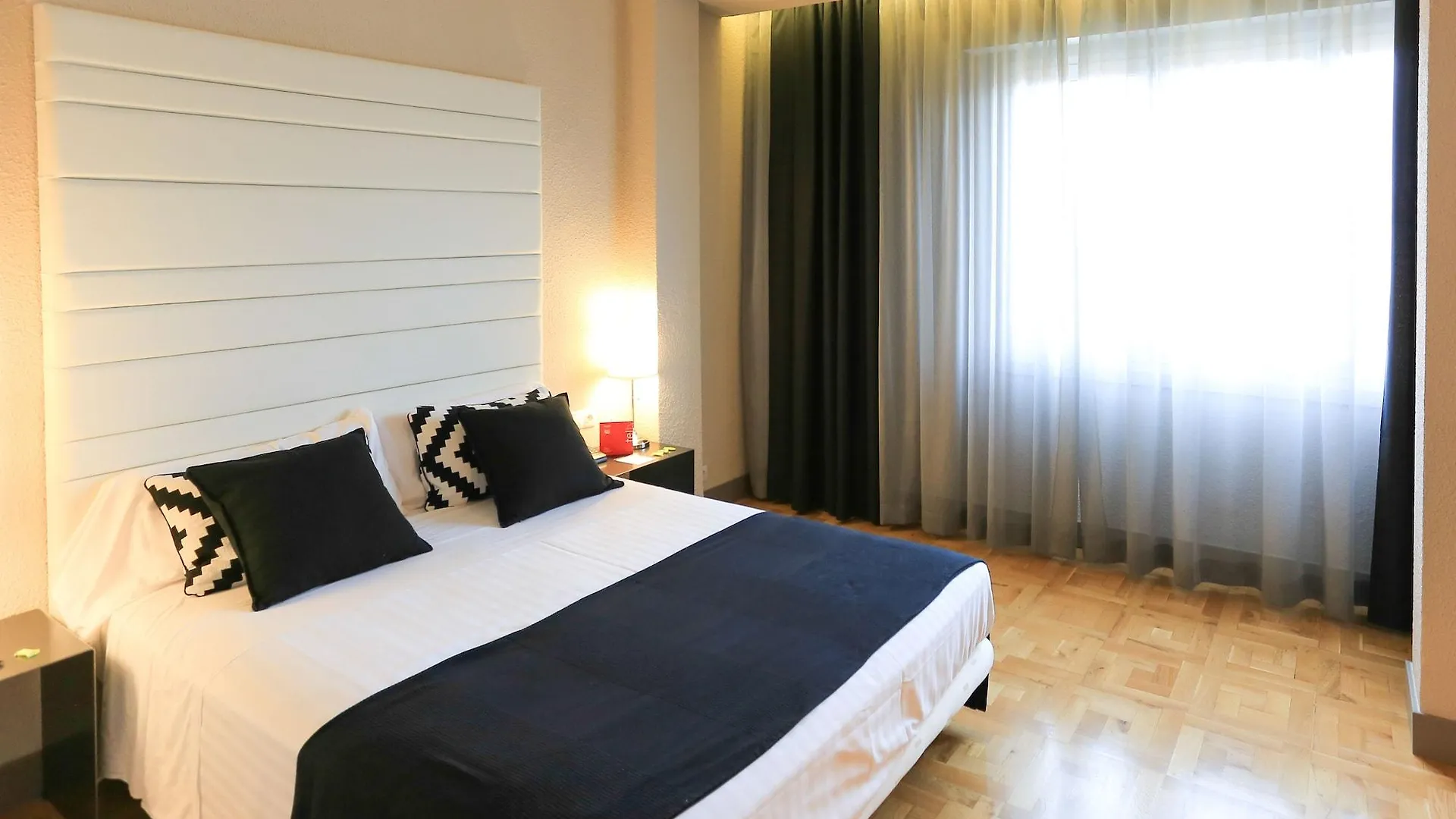 ***  Habitus Hotel Leyre بنبلونة إسبانيا