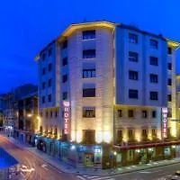 Hotel Leyre Pamplona